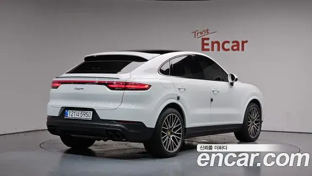 Porsche Cayenne, 2022