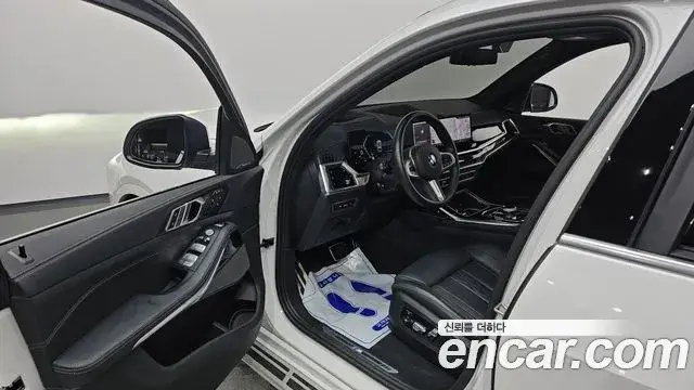 BMW X7, 2023