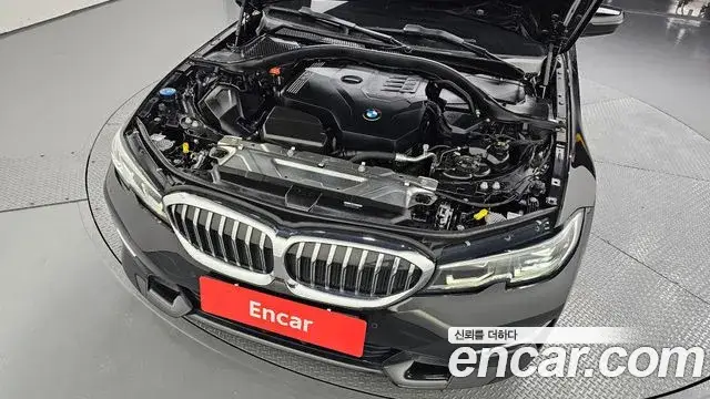 BMW 3 Series, 2022