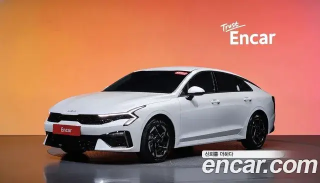 Kia K5, 2025