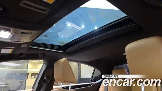 Lexus ES300h, 2018