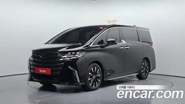 Toyota Alphard, 2025