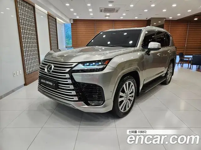 Lexus LX, 2025