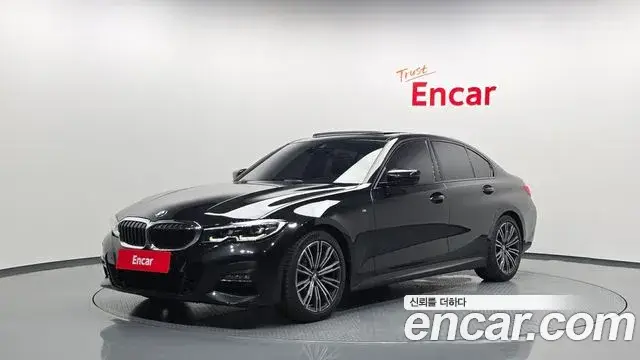 BMW 3 Series, 2022