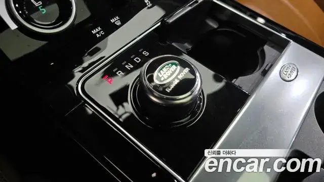 Land Rover Range Rover Velar, 2018