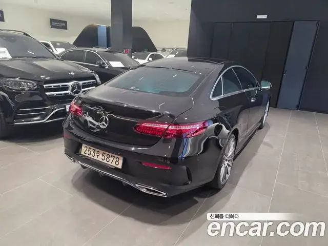 Mercedes-Benz E-Class, 2023
