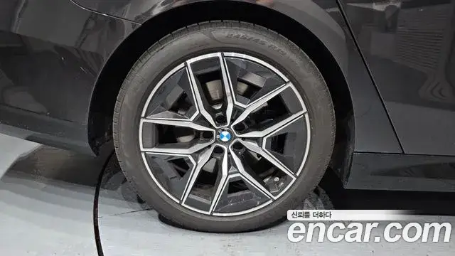 BMW 5 Series, 2026