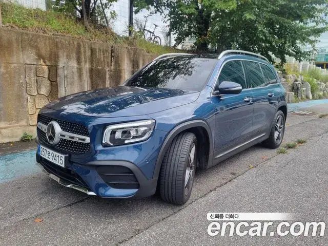 Mercedes-Benz GLB-Class, 2023