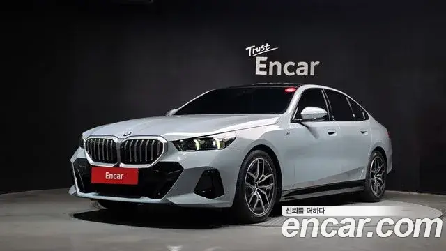 BMW 5 Series, 2025