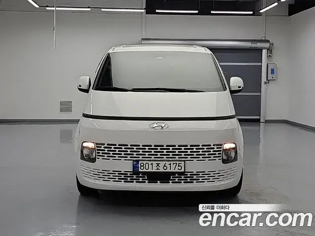 Hyundai Staria, 2022