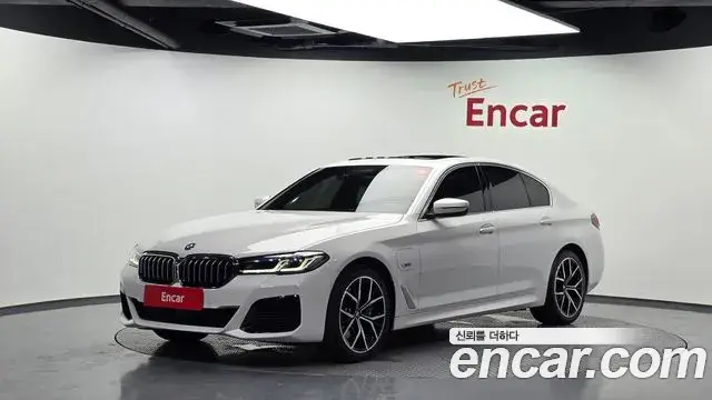 BMW 5 Series, 2022
