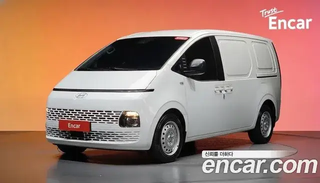 Hyundai Staria, 2025