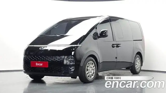 Hyundai Staria, 2022