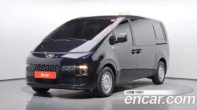Hyundai Staria, 2022