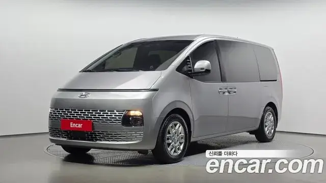 Hyundai Staria, 2023