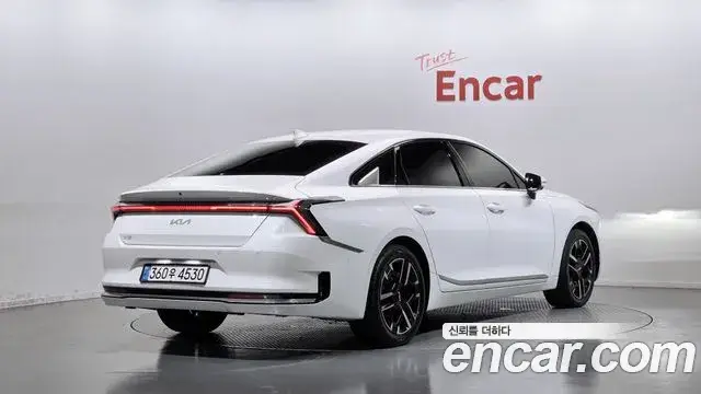 Kia K8, 2024
