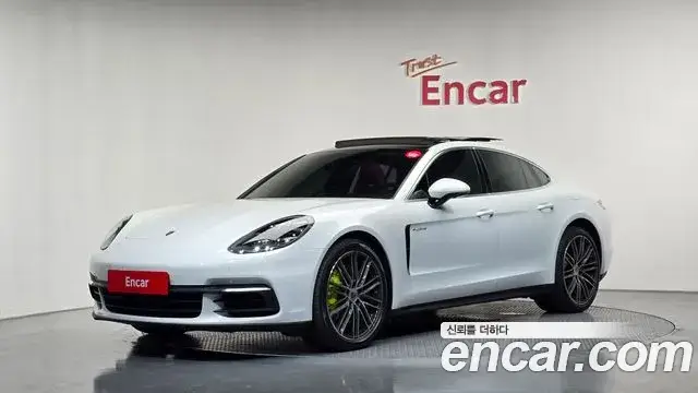 Porsche Panamera, 2018