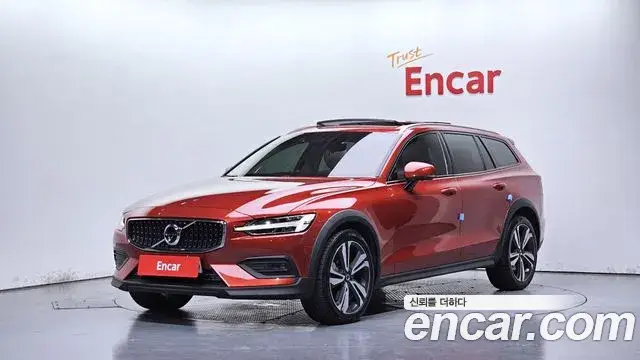 Volvo V60 Cross Country, 2019