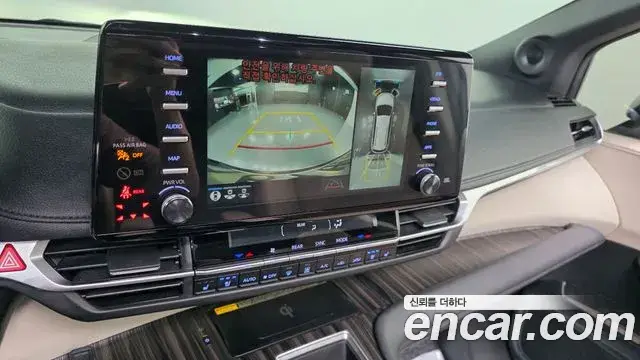 Toyota Sienna, 2024