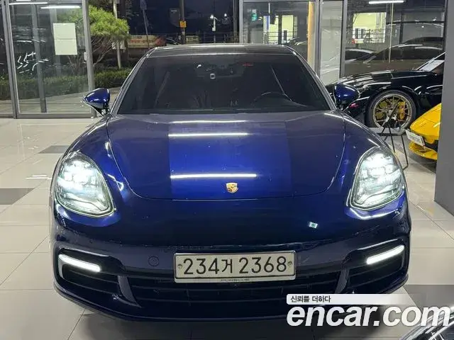 Porsche Panamera, 2020