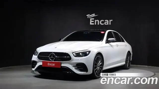 Mercedes-Benz E-Class, 2022