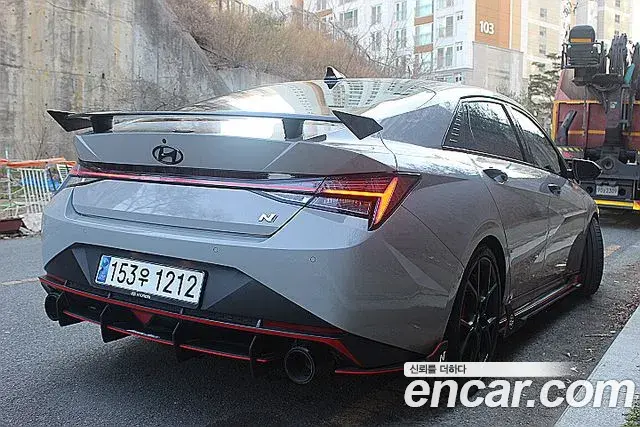 Hyundai The New Avante Hybrid 2021 — Photo 16/20