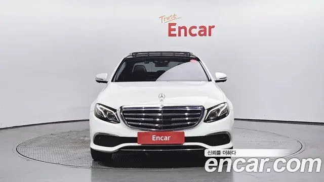 Mercedes-Benz E-Class 2019 — Фото 3/20