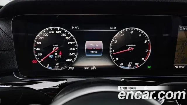 Mercedes-Benz E-Class 2019 — Фото 8/20