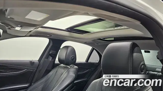 Mercedes-Benz E-Class 2019 — Фото 13/20