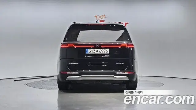 Kia Carnival 2022 — Фото 4/20