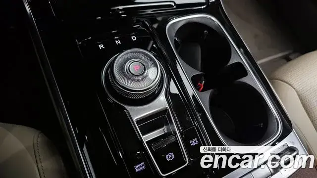 Kia Carnival 2022 — Фото 9/20