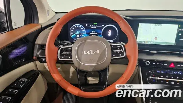 Kia Carnival 2022 — Фото 13/20