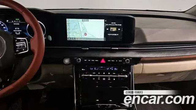 Kia Carnival 2022 — Фото 19/20