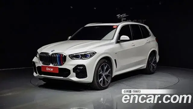 BMW X5 2023 — ფოტო 16/20