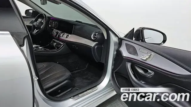 Mercedes-Benz CLS-Class 2019 — ფოტო 1/20