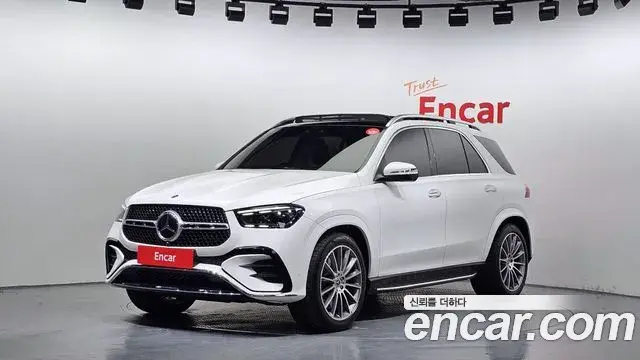 Mercedes-Benz GLE-Class 2023 — Şəkil 8/20