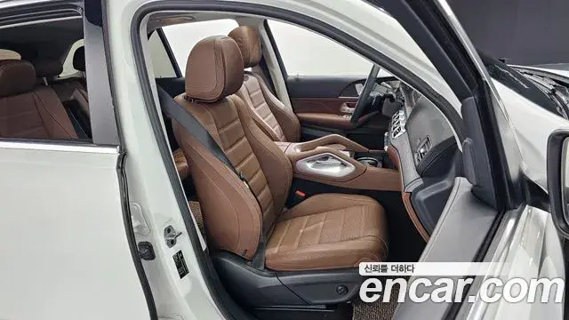 Mercedes-Benz GLE-Class 2023 — Şəkil 10/20