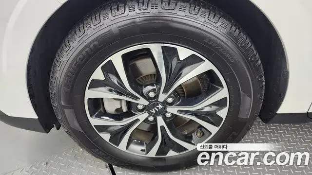 Kia Carnival 2020 — Photo 2/20