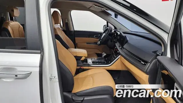 Kia Carnival 2020 — Photo 7/20