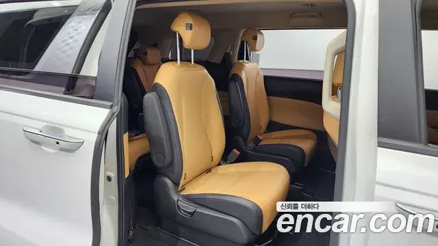 Kia Carnival 2020 — Photo 13/20