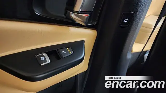 Kia Carnival 2020 — Photo 9/20