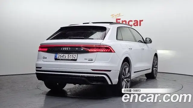 Audi Q8 2021 — ფოტო 7/20