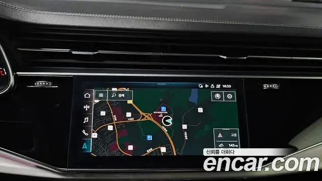 Audi Q8 2021 — ფოტო 15/20