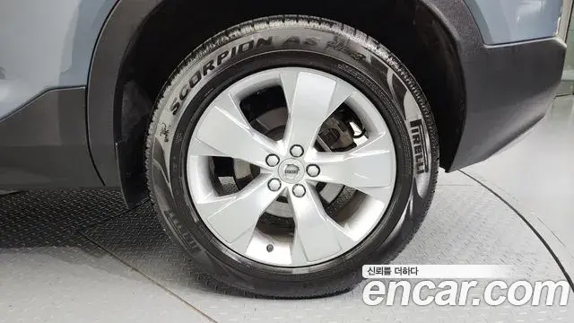 Volvo XC40 2020 — Şəkil 8/20