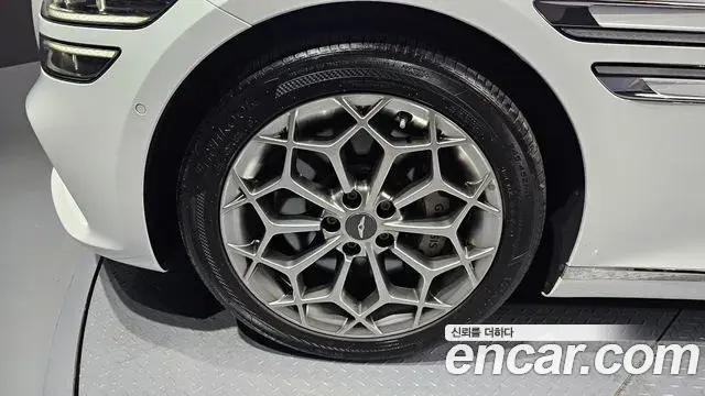Genesis G80 2022 — ფოტო 11/20