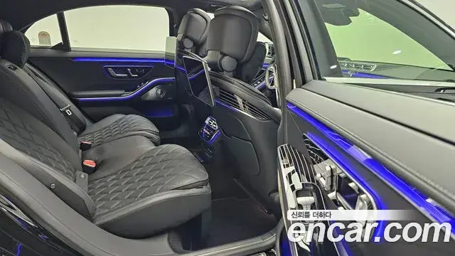 Mercedes-Benz S-Class 2024 — ფოტო 19/20