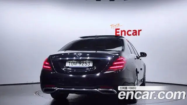Mercedes-Benz S-Class 2018 — Photo 16/20