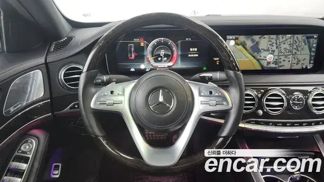 Mercedes-Benz S-Class 2018 — Photo 13/20