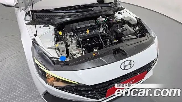 Hyundai The New Avante Hybrid 2020 — Şəkil 9/20