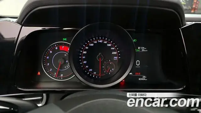 Hyundai The New Avante Hybrid 2020 — Şəkil 2/20